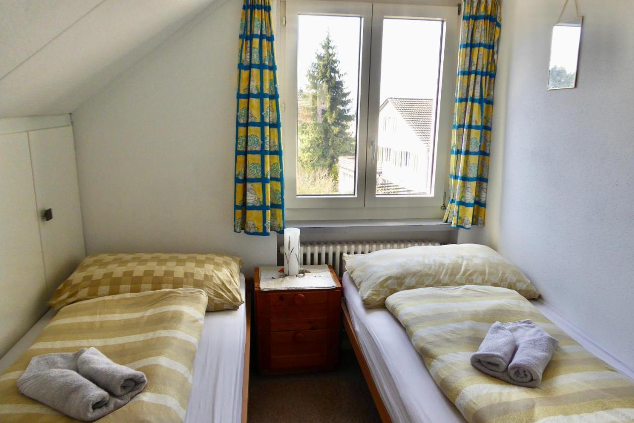 Guntli'S Family Guesthouse Andelfingen Exterior photo
